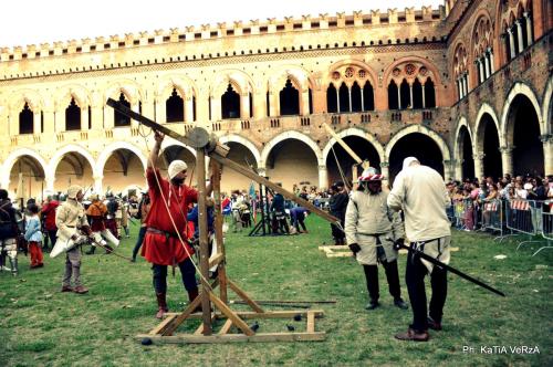 La-cittta-delle-100-Torri-2023-061